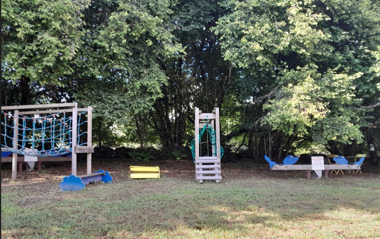 Chalet Charmant A Saint-Sylvestre Avec Terrasse Et Jardin Ambazac Eksteriør bilde