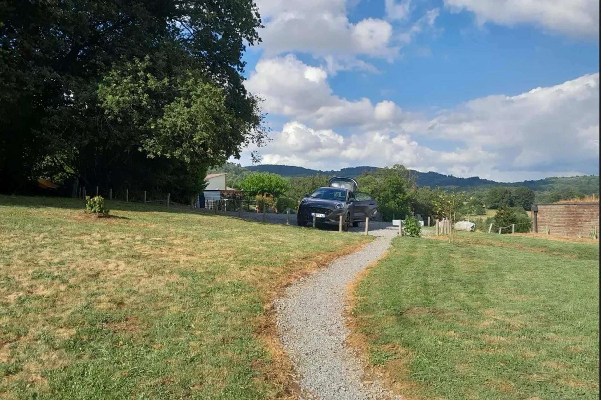 Chalet Charmant A Saint-Sylvestre Avec Terrasse Et Jardin Ambazac Eksteriør bilde